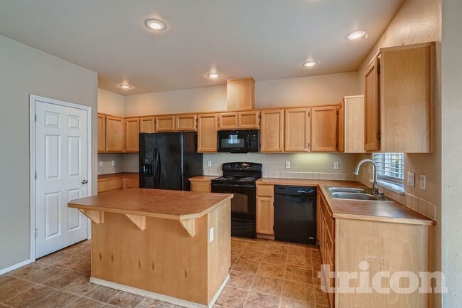 Building Photo - 15512 85th Ave E