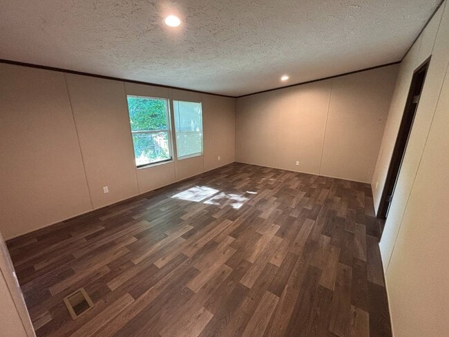 Building Photo - 11113 High Ridge Ct