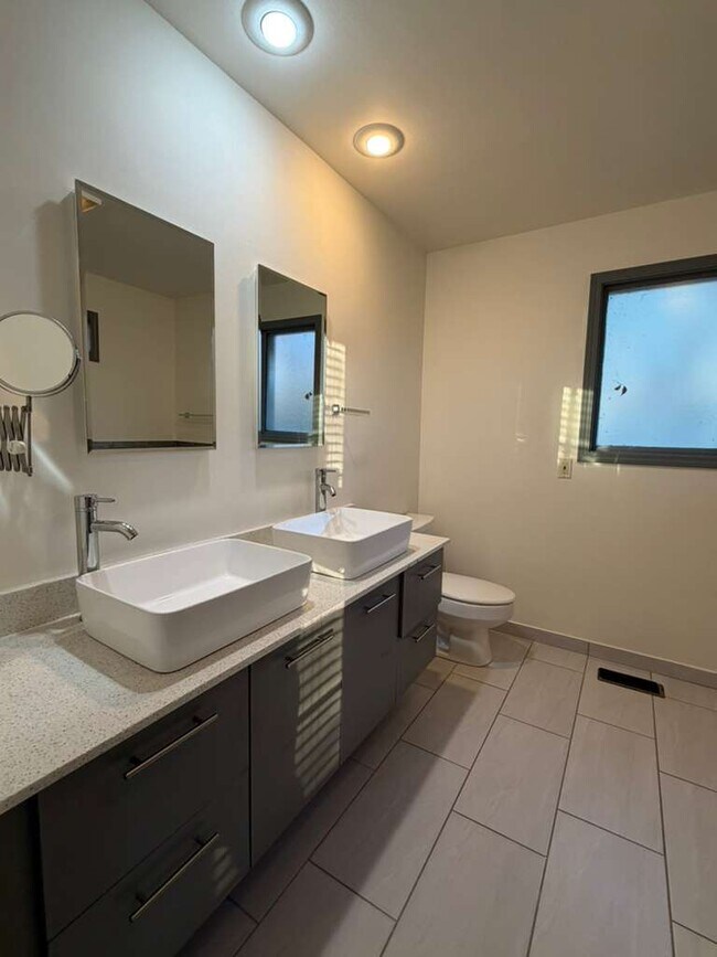 Foto del edificio - 11409 Hickory Hill Rd