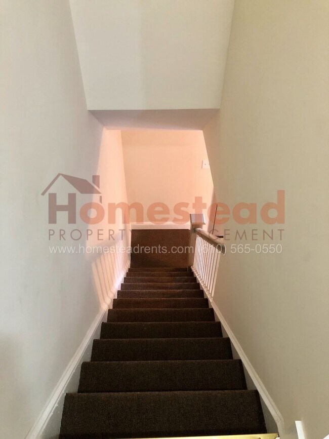 Building Photo - 2 Bedroom Home in Upper Darby!