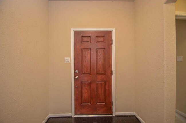 Building Photo - 18119 Cimmaron Oak Ln
