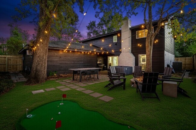 Building Photo - 5614 Oakhaven Ln