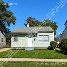 Building Photo - 2111 Otis Ave