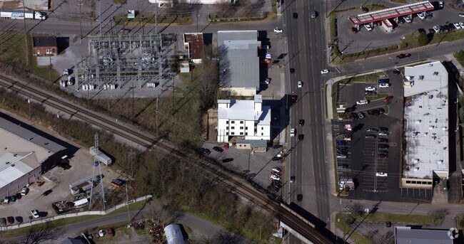 Aerial Photo - 3303-3305 Gallatin Pike