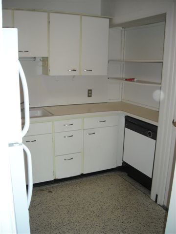 Foto del edificio - 223 S Bryan Ave