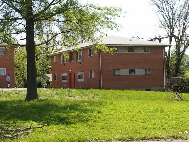 Building Photo - 9943 Diamond Dr