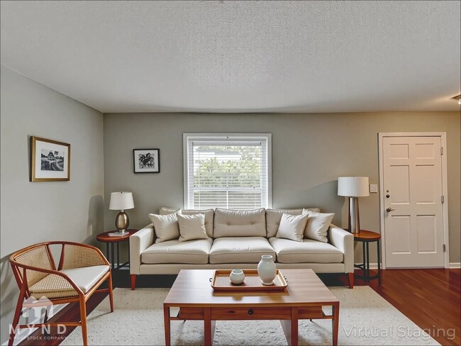 Foto del edificio - 112 Pineview Ct