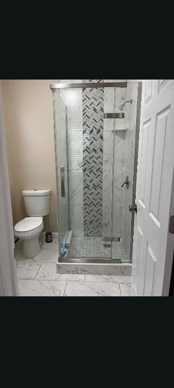 Foto del edificio - 121 S Fulton St