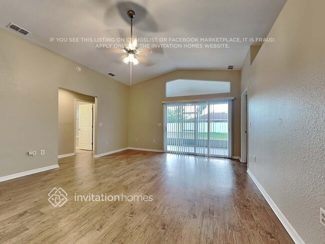 Foto del edificio - 5237 Snowy Heron Dr