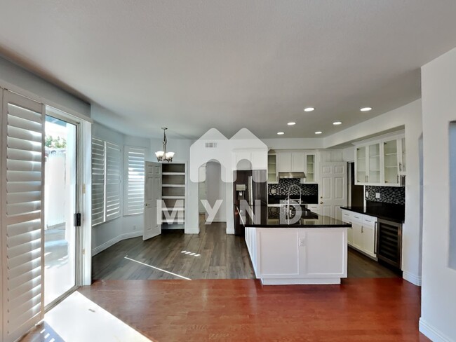 Building Photo - 1350 Coppa Ct