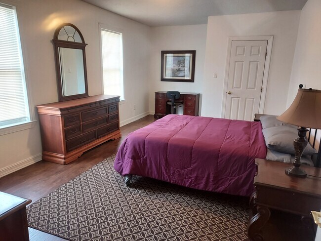 Foto del edificio - 1604 Colleton Ave SE