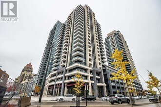 Building Photo - 526-4085 PARKSIDE VILLAGE Dr