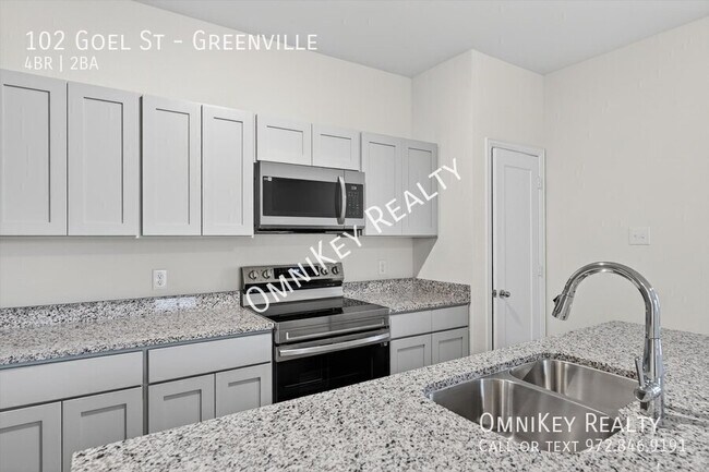 Building Photo - 102 Goel St