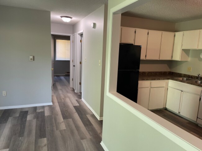 Foto del edificio - 1831 Fuller Rd