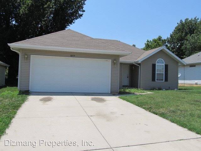 Foto principal - 3 br, 2 bath House - 1035 S. Missouri Ave.