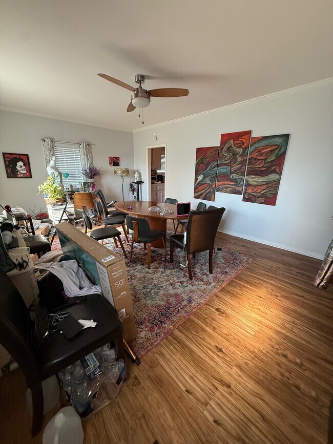 Foto del edificio - 611 Hadley Ave