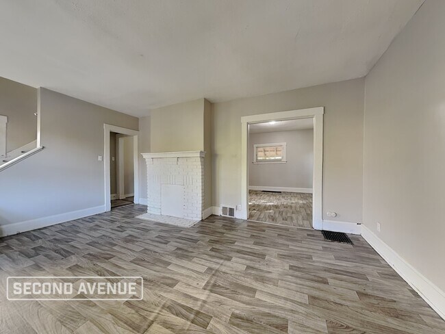 Foto del edificio - 4692 Winton Rd