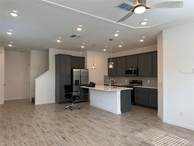 Foto del edificio - 7399 Mezzano Ln