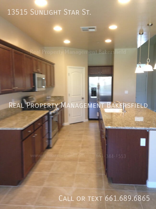 Building Photo - 13515 Sunlight Star St