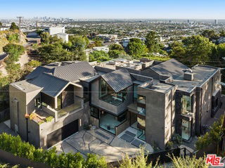 Foto del edificio - 1772 N Crescent Heights Blvd