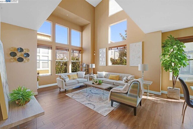 Building Photo - 4329 Somerton Ter