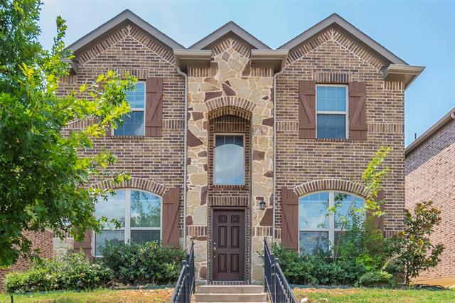 Foto principal - 5813 Burgundy Rose Dr
