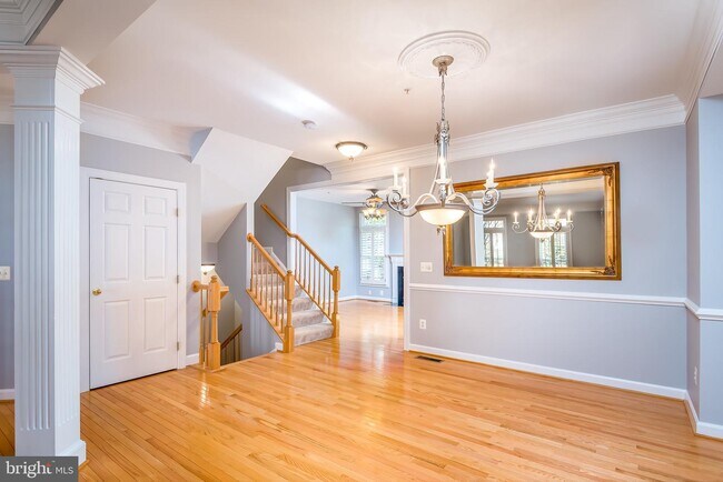 Building Photo - 4912 Waple Ln