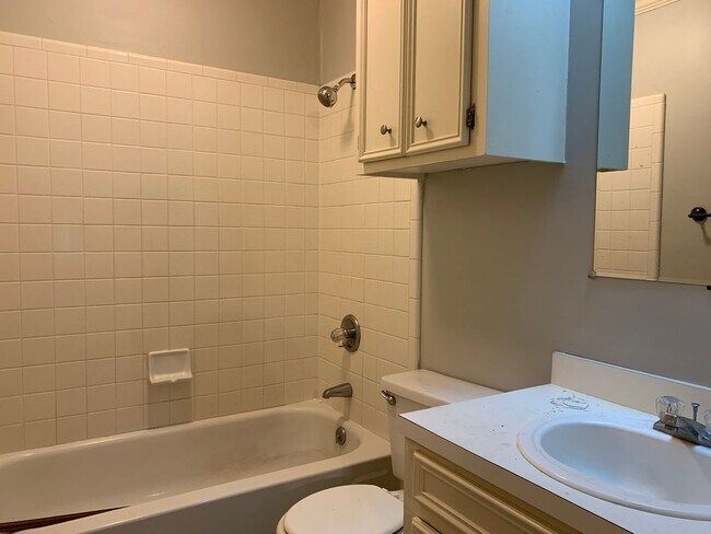 Foto del edificio - 320 Trace Harbor Rd