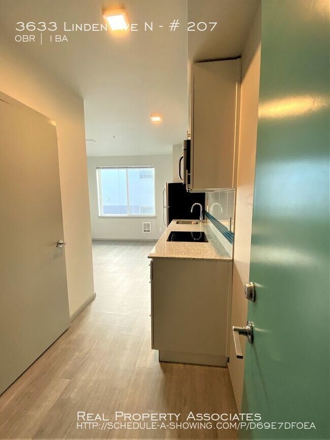 Foto del edificio - 3633 Linden Ave