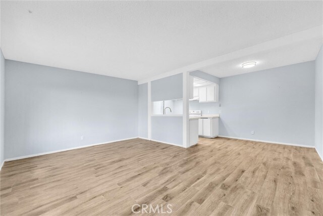 Foto del edificio - 1735 E Washington St