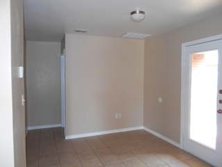 Building Photo - 610 N Bangor Ave