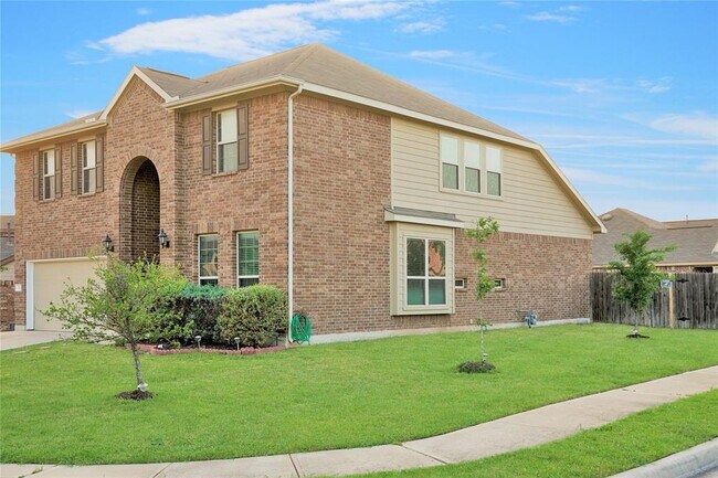 Building Photo - 110 Red Morganite Trail