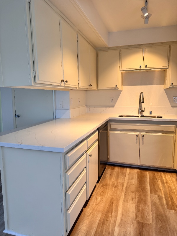 Photo - 2425 Purdue Ave (Los Angeles, CA)