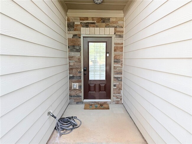 Building Photo - 2104 Shetley Creek Dr