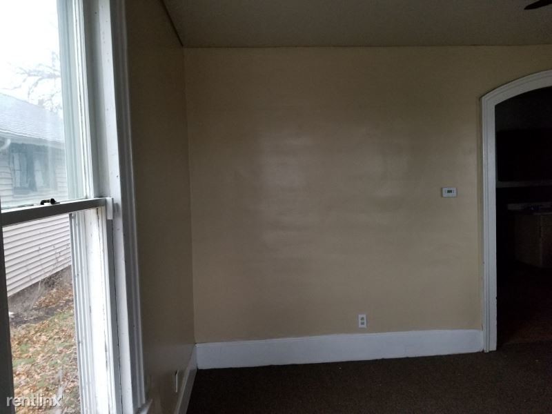 Building Photo - 1 br, 1 bath Apartment - 615 3rd St