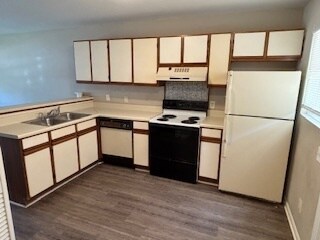 Foto del edificio - 1482 Flintwood Dr