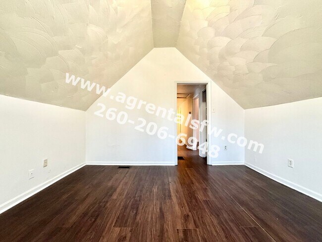 Foto del edificio - 2639 Indiana Ave