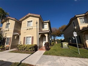 Building Photo - 8361 NW 107 Ct