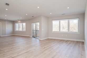 Building Photo - 201-205 Randolph Ave