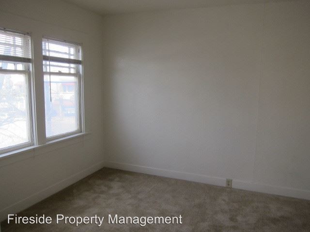 Building Photo - 390 E Santa Clara St