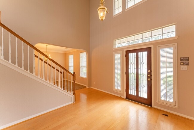 Building Photo - Luxe Living: Unveiling Austin's Hidden Gem...