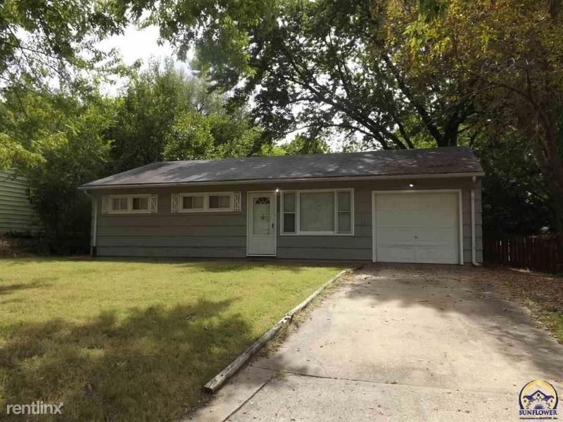 Primary Photo - 3 br, 1 bath House - 1711 SE Lott St