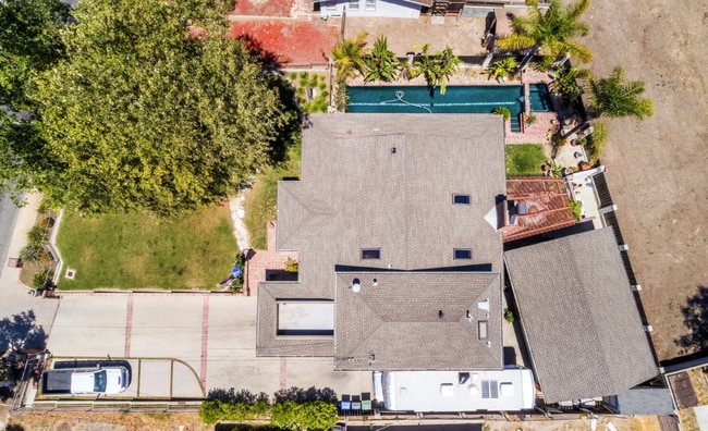 Foto del edificio - 1762 Los Feliz Dr