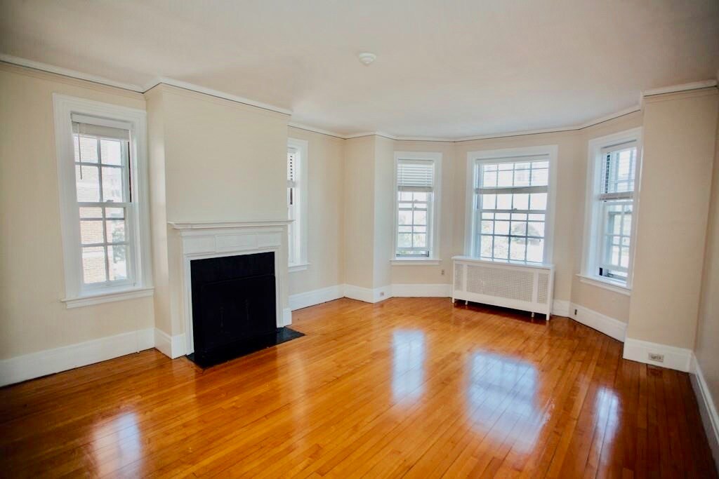 Primary Photo - 1572 Massachusetts Ave