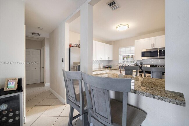 Foto del edificio - 2928 SW 5th St