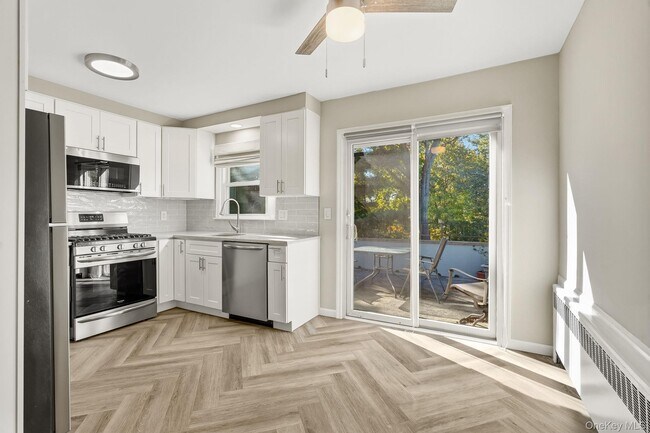 Foto del edificio - 23 Young Pl