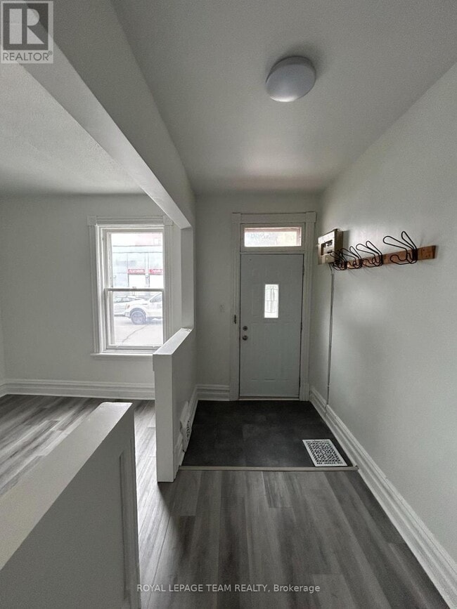 Building Photo - 308 Cumberland St