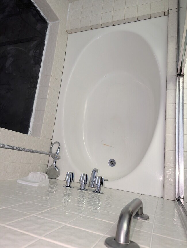 Foto del edificio - 3649 Birdsong Ave