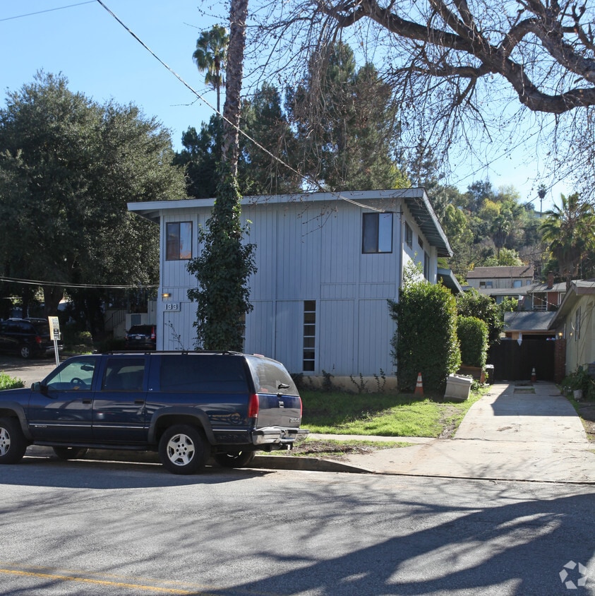 Building Photo - 133-135 Monterey Rd