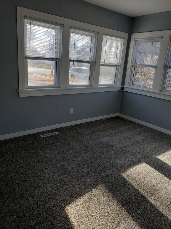 Habitación 1 - 4108 N 58th St